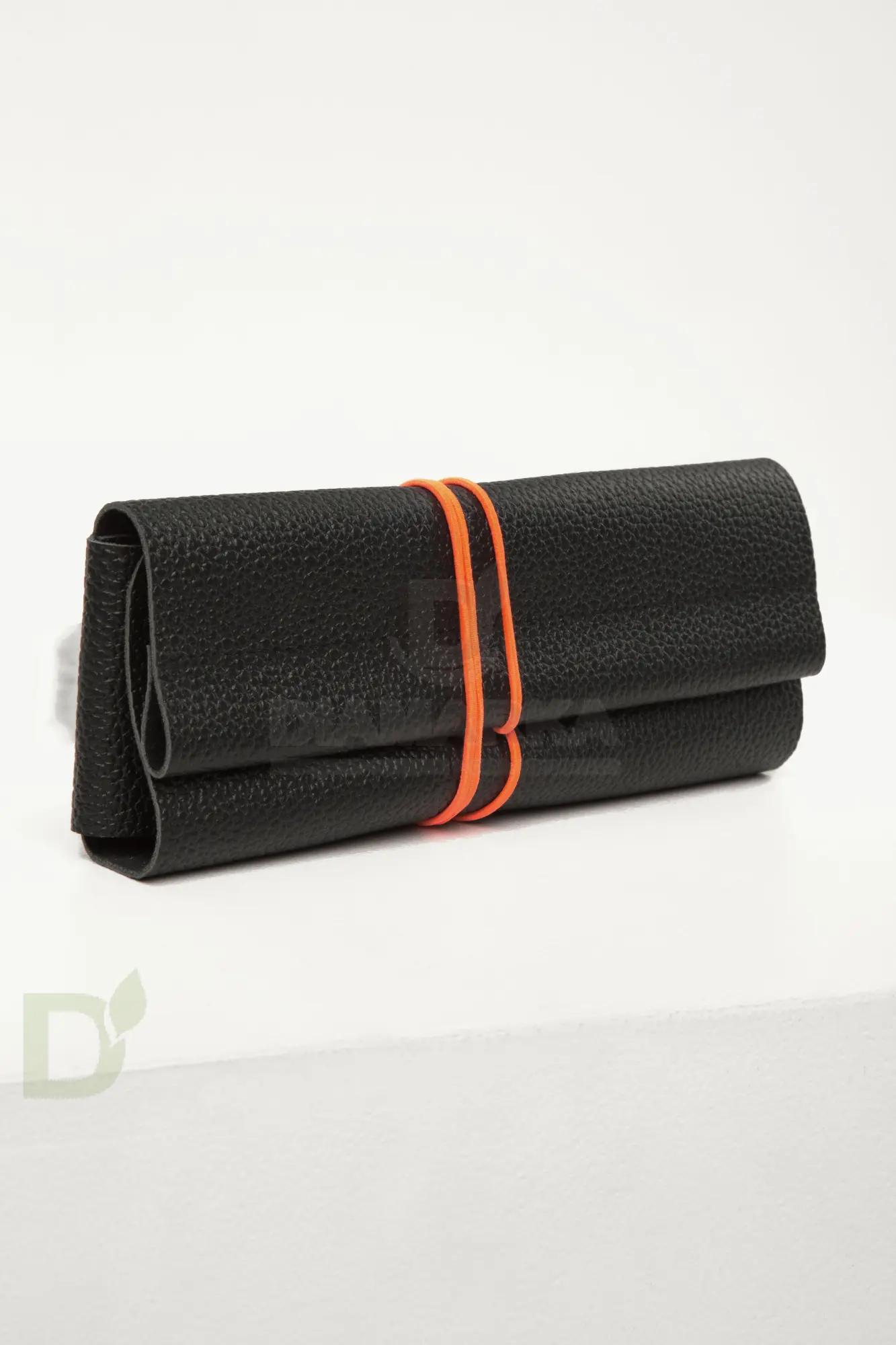 Чехол - скрутка для инсулиновых шприцов Jaskier dia bags черный, натуральная кожа